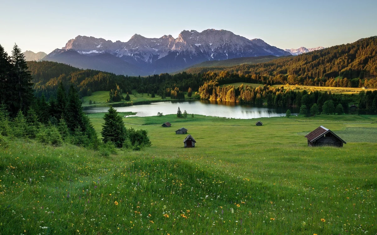 morning sunlight over lake gerroldzee, alps, fir trees, coniferous trees, flowers, forest, forests, herb, herbs, lawns, lakes, bodies of water, landscapes, little houses, huts, cottages, morning, mountains, peaks, hills, sunrises, dawn, villages, settlements, nature, world