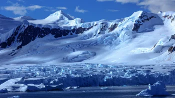 the snow-capped peaks of antarctica, antarctica, arctic, glaciers, ice, ices, icebergs, landscapes, mountains, peaks, hills, ocean, oceans, pacific ocean, snow, winter, winters, nature, world
