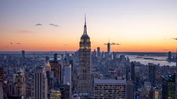 sunrise over the empire state building in the u.s., empire state building, united states, cities, city, cityscape, cityscapes, contemporary architecture, morning, new york, night lights, lights, streetlights, street lamps, lighting, night, rivers, canals, streams, sky, skyscrapers, sunrises, dawn, usa, architecture, world