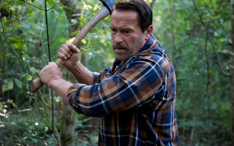 Arnold Schwarzenegger as Wade Vogel in the movie "Maggie"