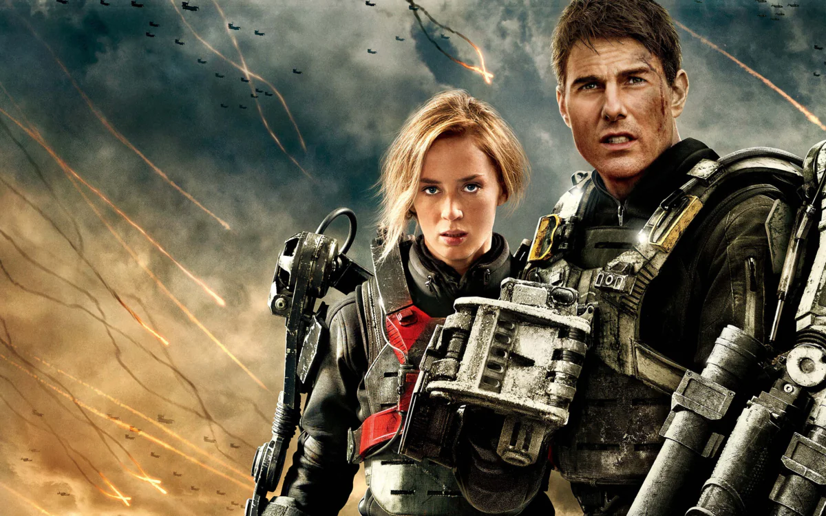 Tom Cruise and Emily Blunt in combat exoskeletons on the poster for the movie "Edge of Tomorrow"