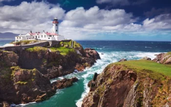Fana Head Lighthouse on Ireland's rocky coast