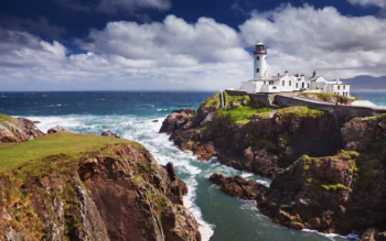 Fana Head Lighthouse on Ireland's rocky coast
