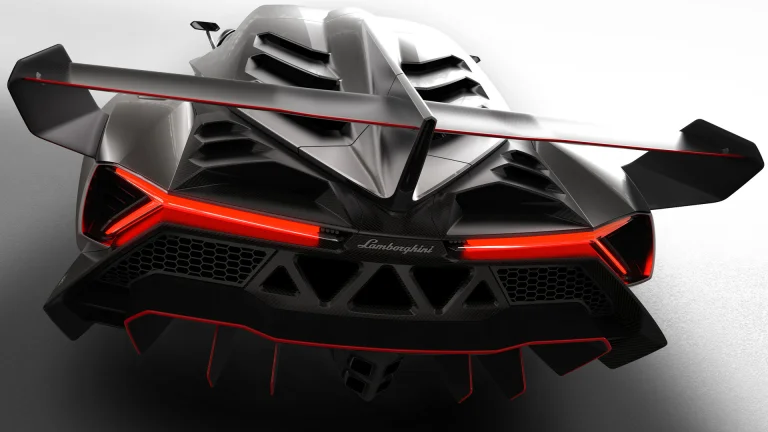 Вид ззаду на футуристичний Lamborghini Essenza SCV12