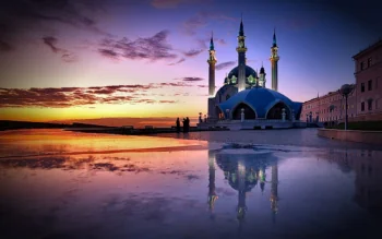 Мечеть Кул-Шариф у променях призахідного сонця в Казані
