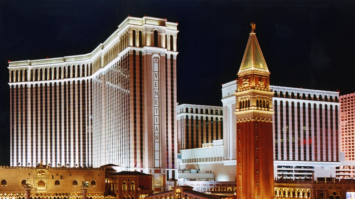 Нічні вогні готелю «The Venetian» у Лас-Вегасі
