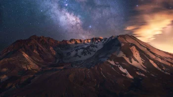 the milky way over the snow-covered mount st. helens, the milky way over mount st. helens, usa, galaxies, glaciers, landscapes, milky way, mountains, peaks, hills, nebulae, stars, united states, volcanoes, space, the universe, astronomy, planets, earth, the sun
