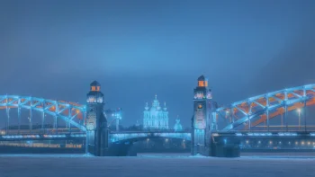 синие сумерки над большеохтинским мостом, городской пейзаж, городские пейзажи, городские виды, достопримечательности, зима, зимы, лед, льды, мосты, ночные огни, огни, фонари, подсветка, ночь, облака, тучи, реки, каналы, ручьи, россия, санкт-петербург, соборы, архитектура, мир