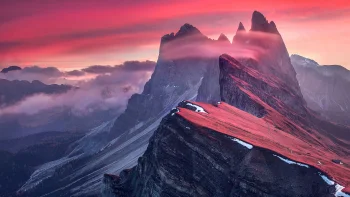 a pink sunset over the sečeda peaks in the italian alps, puetz-odle (italy), alps, cliffs, clouds, evening, evenings, twilight, dus, italy, landscapes, mountains, peaks, hills, nature reserves, wildlife reserves, parks, national parks, snow, sunsets, sunset, nature, world