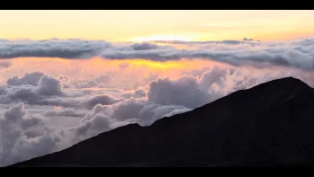 golden light over the mountain range, clouds, landscapes, morning, mountains, peaks, hills, sky, sunrises, dawn, nature