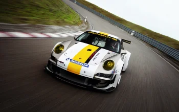 гоночний porsche 911 gt3 rsr на повороті гоночної траси, porsche 911 rsr, porsche, дороги, шляхи, траси, шосе, магістралі, автостради, проспекти, проїзди, машини, автомобілі, порше, рух, спорт, спорткари, фари, швидкість, авто