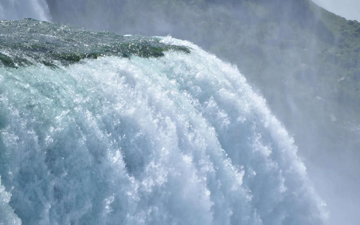 The Power of Niagara Falls