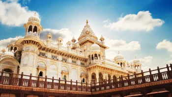 Jaswant Tada in India under a clear sky