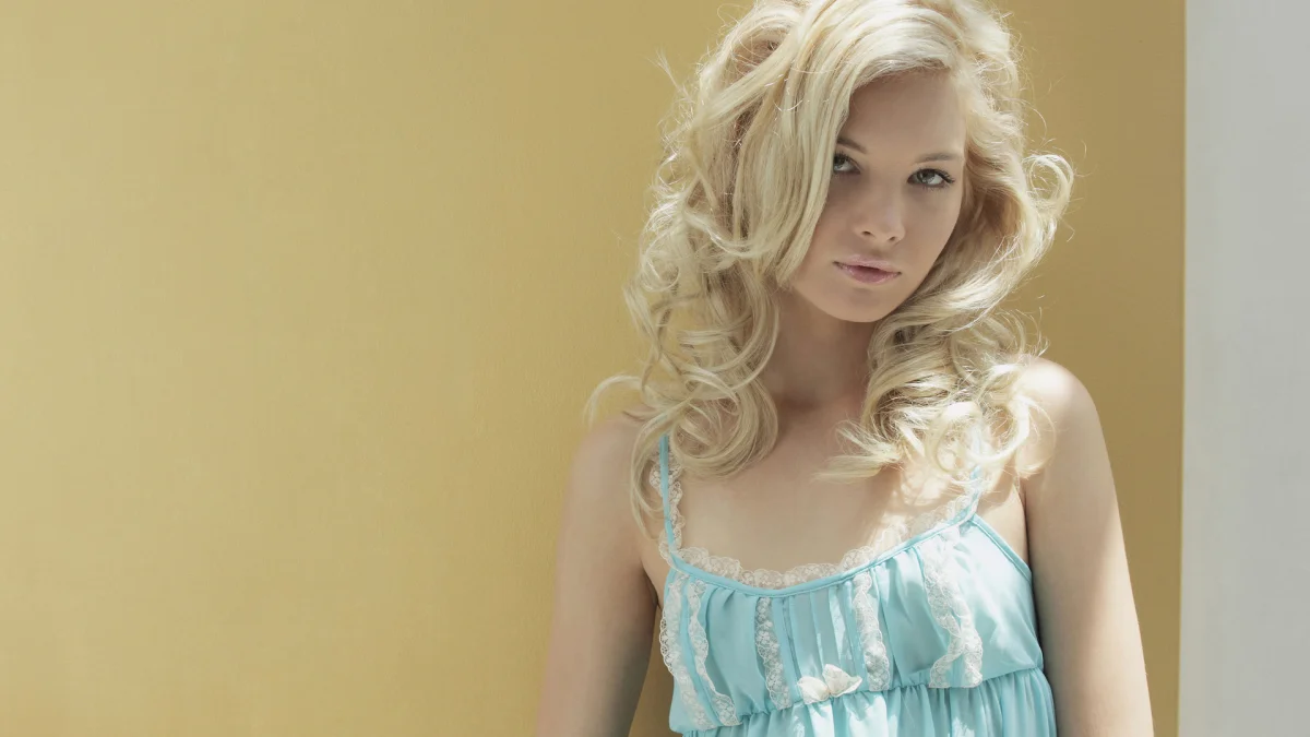 a blonde in a blue top, blondes, girls, young women, look, views, glance, models, other, people