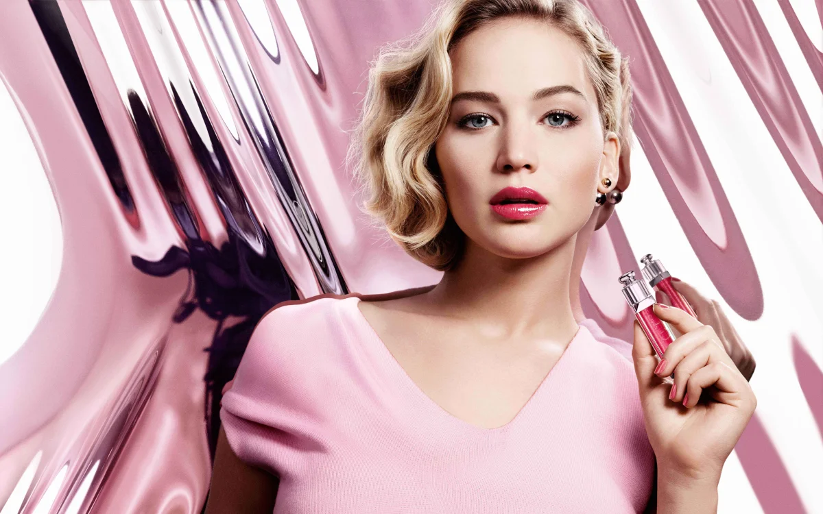 Дженнифер Лоуренс в рекламной кампании Dior Addict