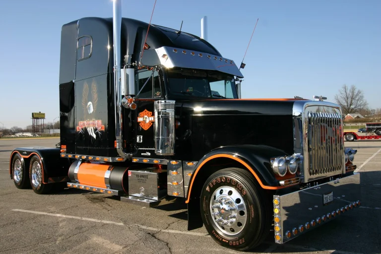 Black Freightliner Classic