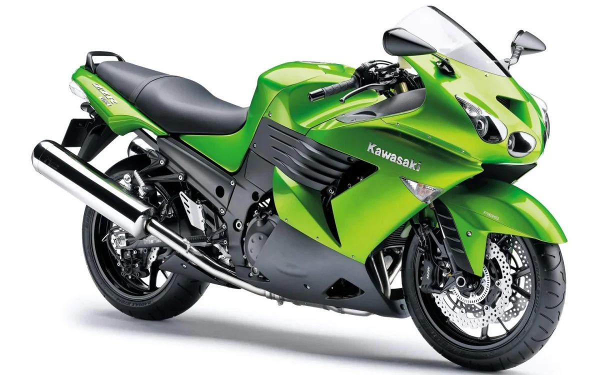 Яскраво-зелений Kawasaki ZZR1400 на білому тлі