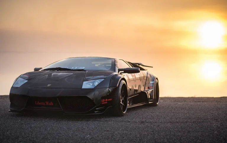Чорний Lamborghini Murcielago