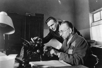liam neeson in the movie "schindler's list", schindler's list, actors, celebrities, personalities, liam neeson, movies, cinema, people