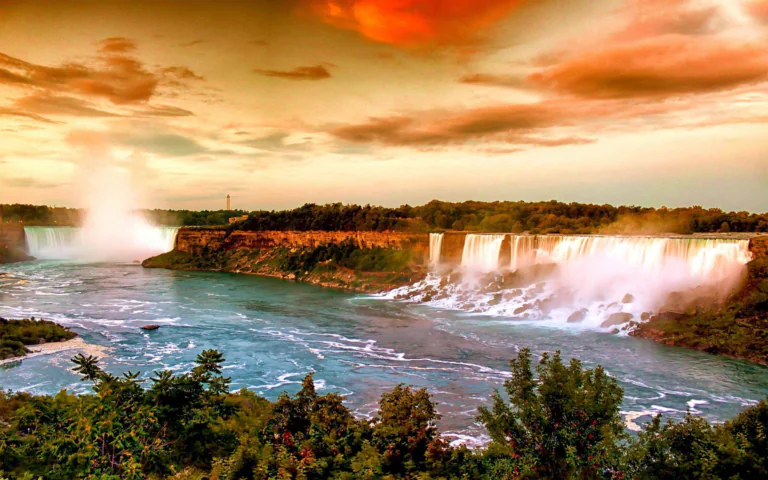 A golden sunset over Niagara Falls