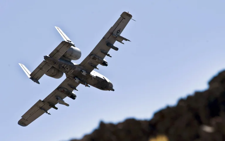 a 10 thunderbolt, a-10, airplanes, aircraft, attack aircraft, aviation, usa, united states, technology