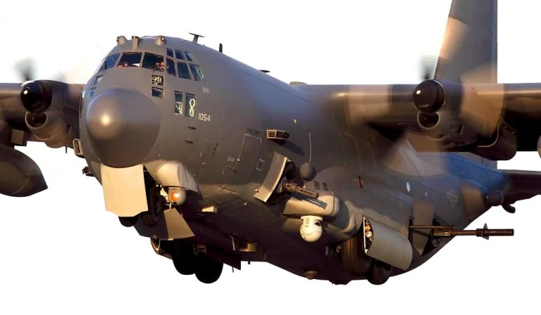 lockheed ac-130 gunship, ac-130, airplanes, aircraft, aviation, lockheed, lockheed martinс, локхид, usa, united states, lockheed martin, technology