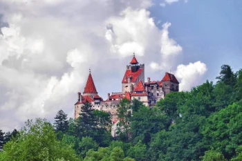 bran castle on the hill, castles, fortresses, mountains, peaks, hills, romania, transylvania, architecture, world
